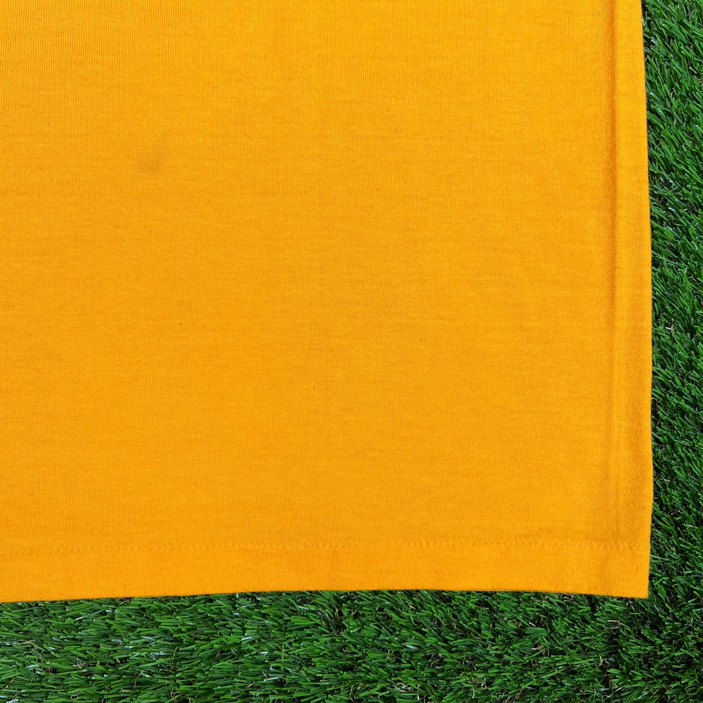 1980s Nike Oak Hills Run Yellow Tee Size Large USED v16637