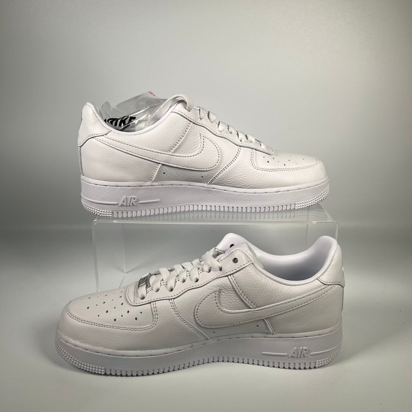 Nike Air Force One Drake CBL W/ Book (2022) Size 8.5 NEW s17760