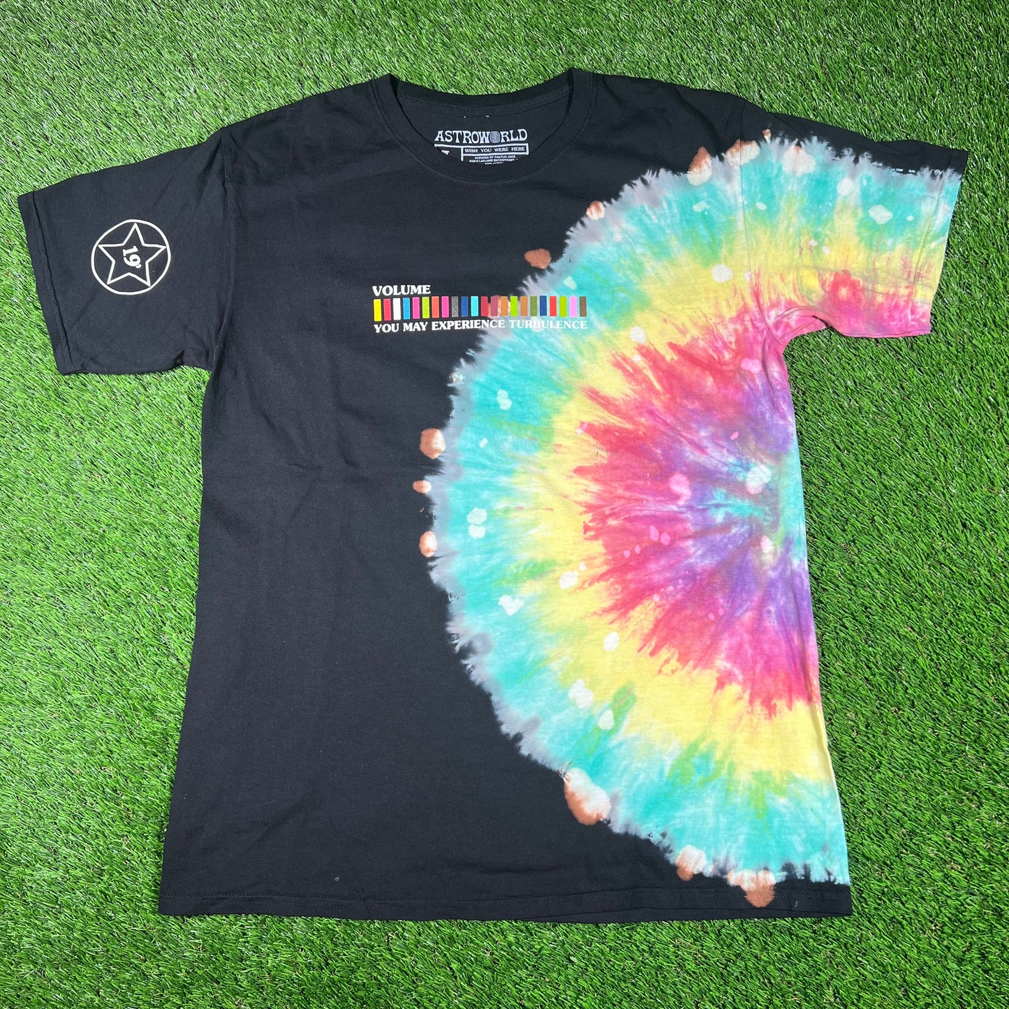 2018 Travis Scott Volume You May Experience Turbulence Black Tee Size Large USED x14568