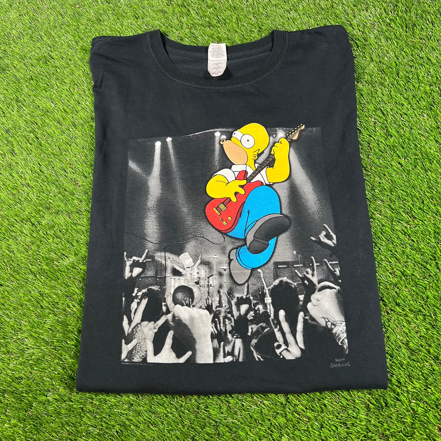 Homer Simpson Black Guitar Tee Size XL USED v16602