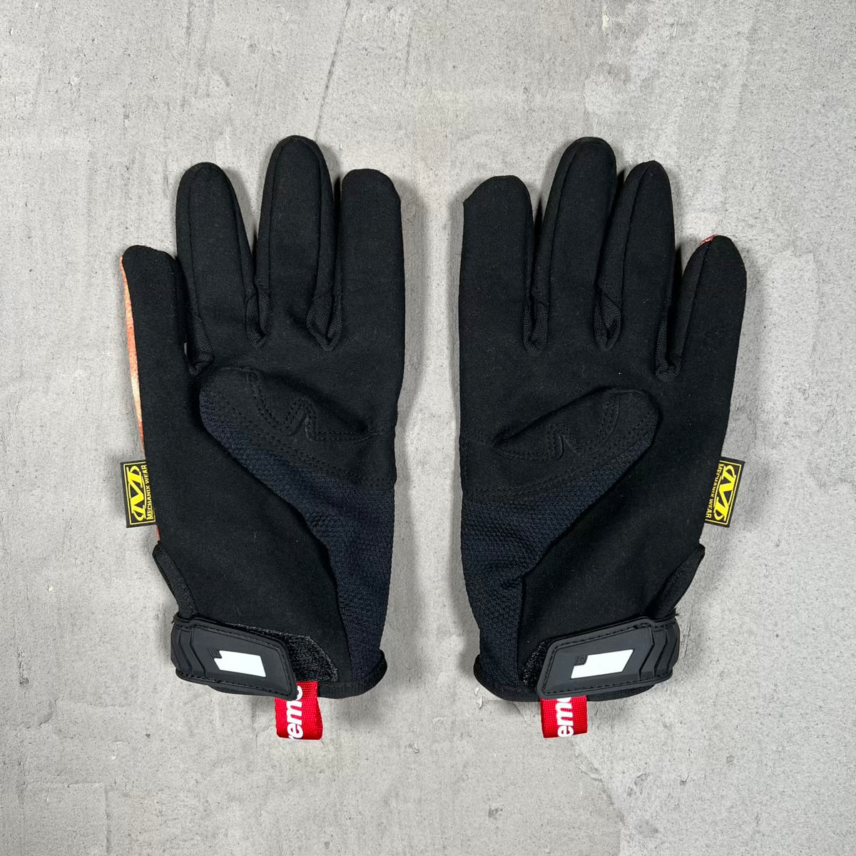 Supreme Aphex Twin Mechanic Work Gloves (2025) Size Small USED x18350