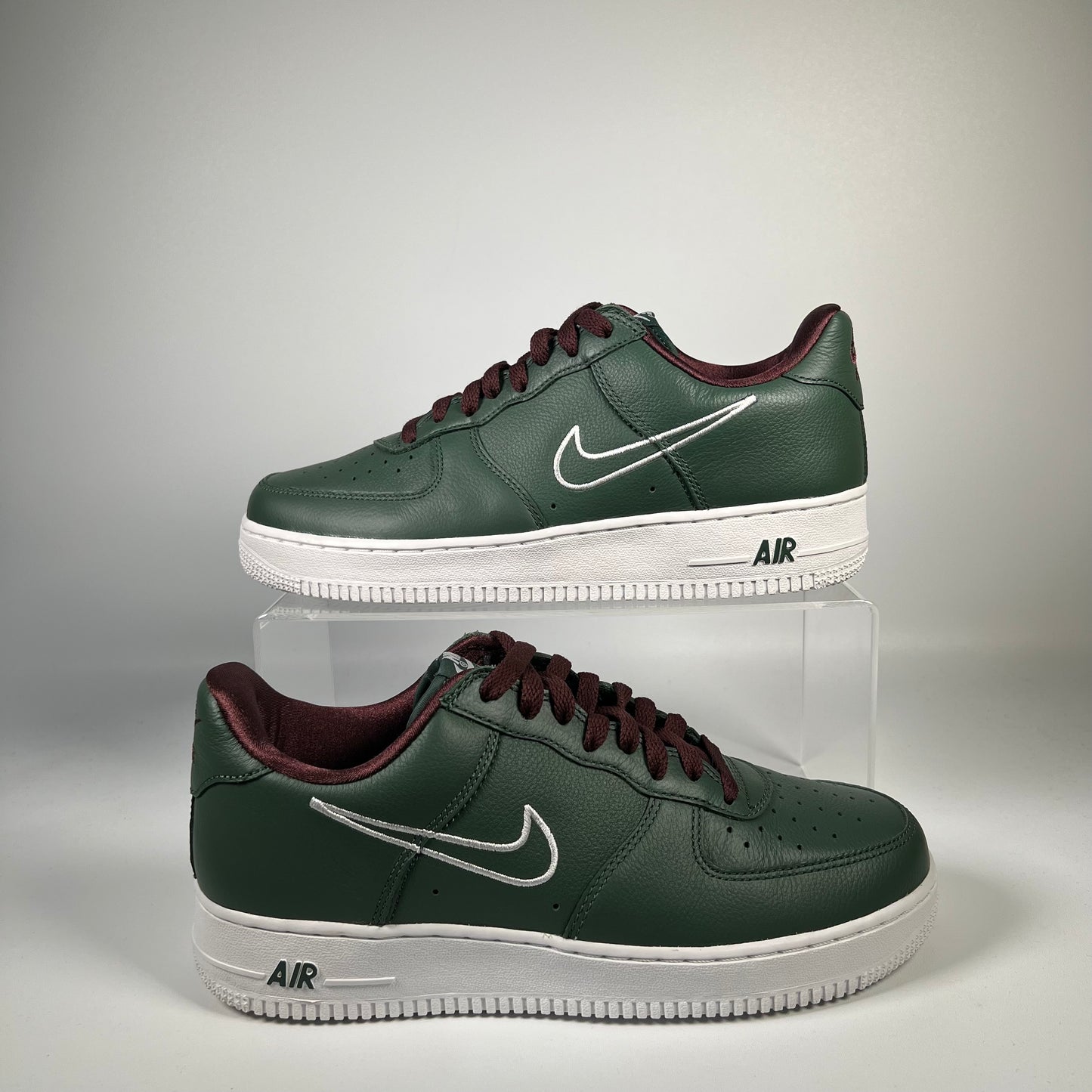 Nike Air Force One Low Hong Kong (2018) Size 8 USED s18259