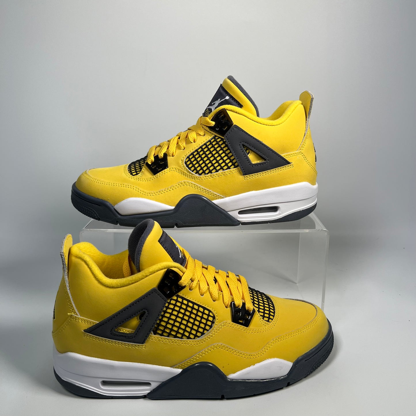 Jordan 4 Lightning (2021) Size 7y NEW s17688
