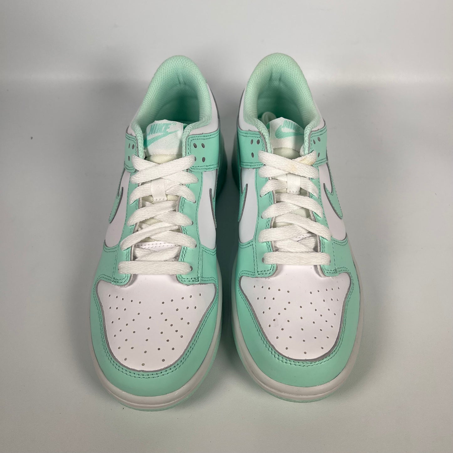 Nike Dunk Low Mint Foam (2024) Size 6.5y NEW s17791