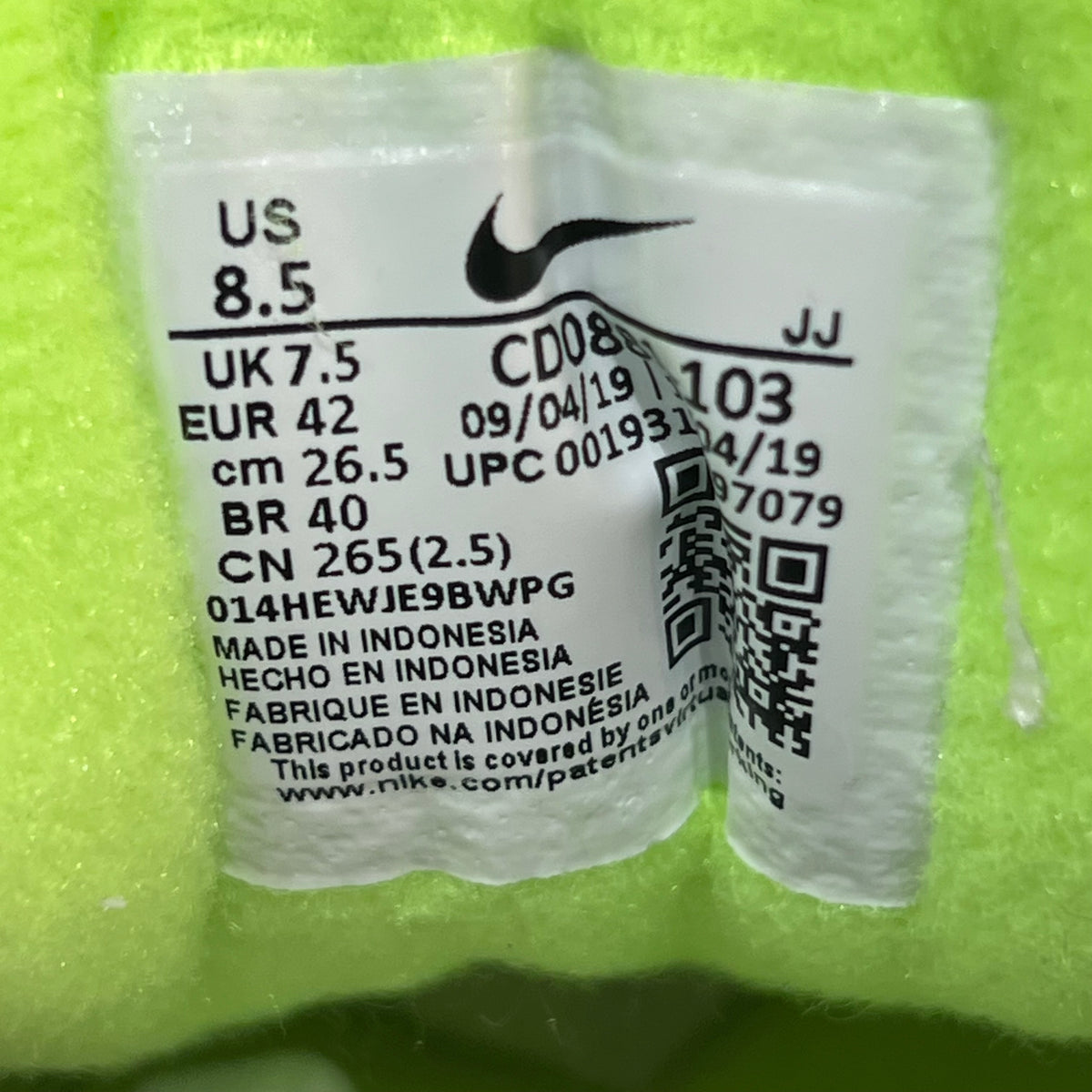 Nike Air Max 90 Volt (2020) Size 8.5 NEW s20801