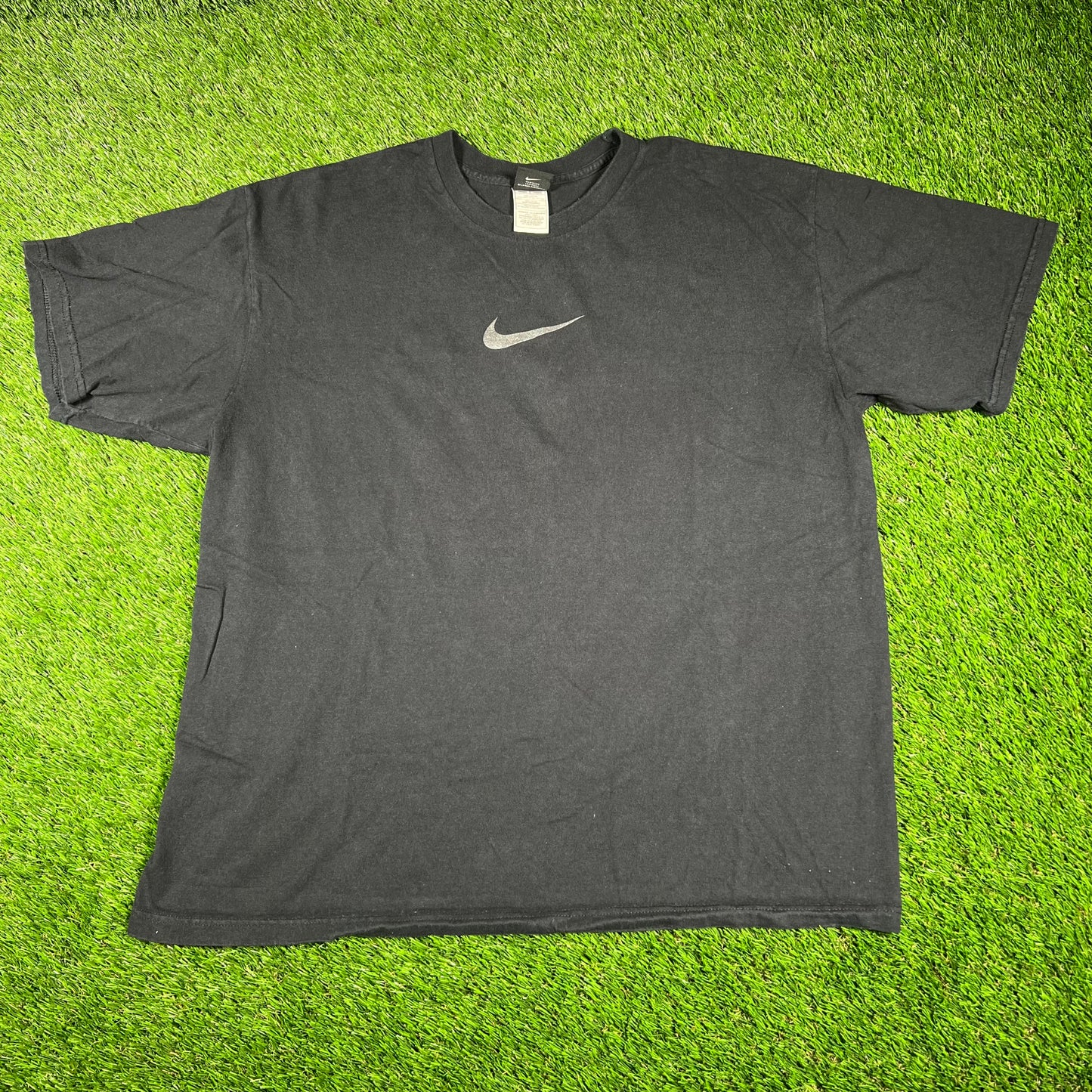 Y2K Nike Glitter Center Swoosh Black Tee Size Large USED v16781