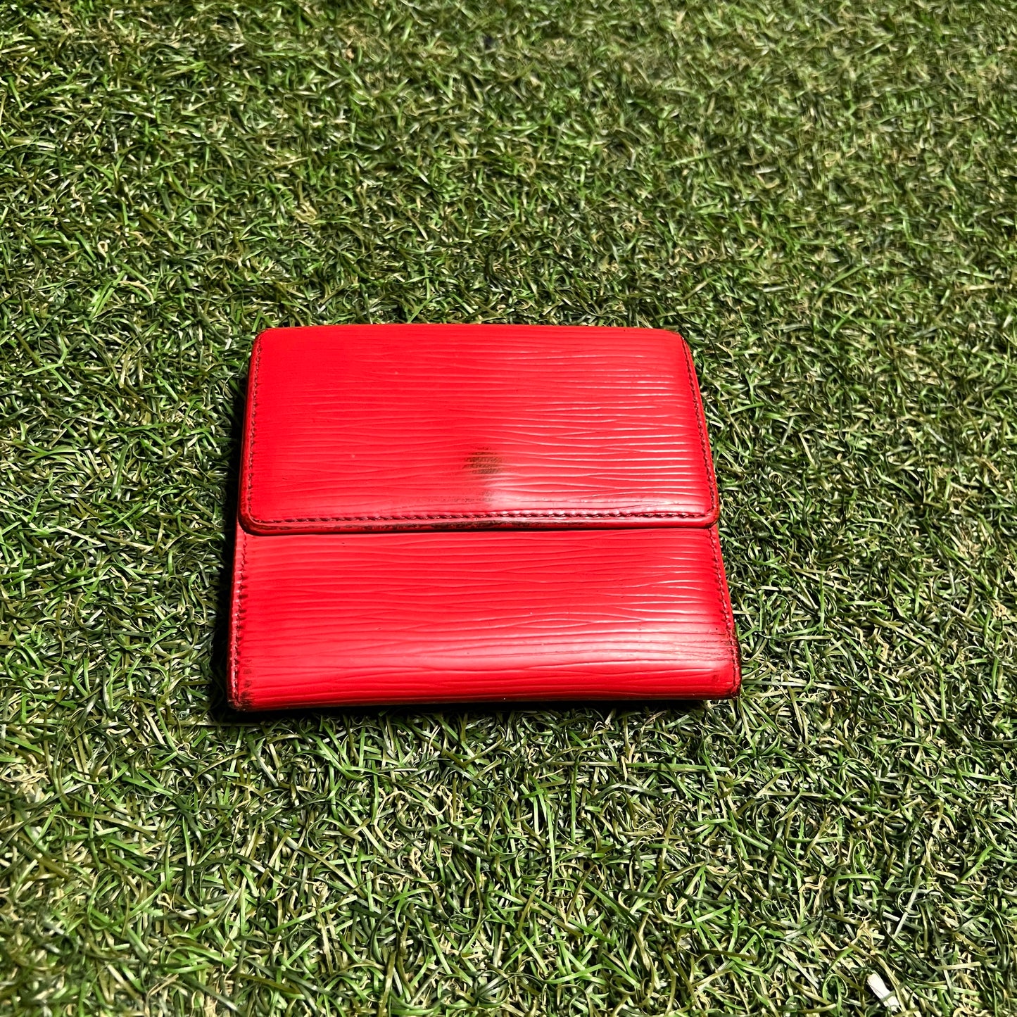 1990s Louis Vuitton Red Epi Leather Elise Snap Red Wallet USED x13977