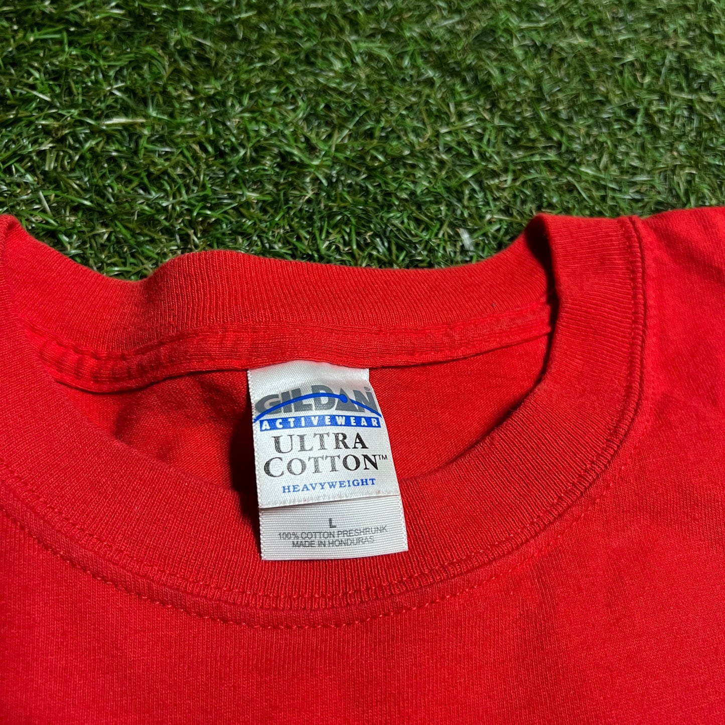 2005 Willie Nelson Honky Tonk Red Tee Size Large USED v16384