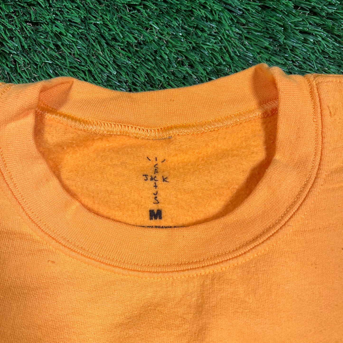 Cactus Jack "Live from Utopia" Yellow Crewneck Size Medium NEW x16617