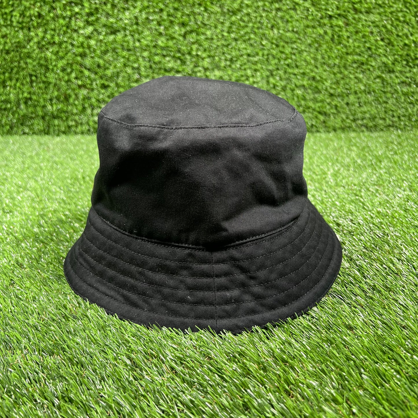 Off White Gradient X Logo Black Bucket Hat USED x14747