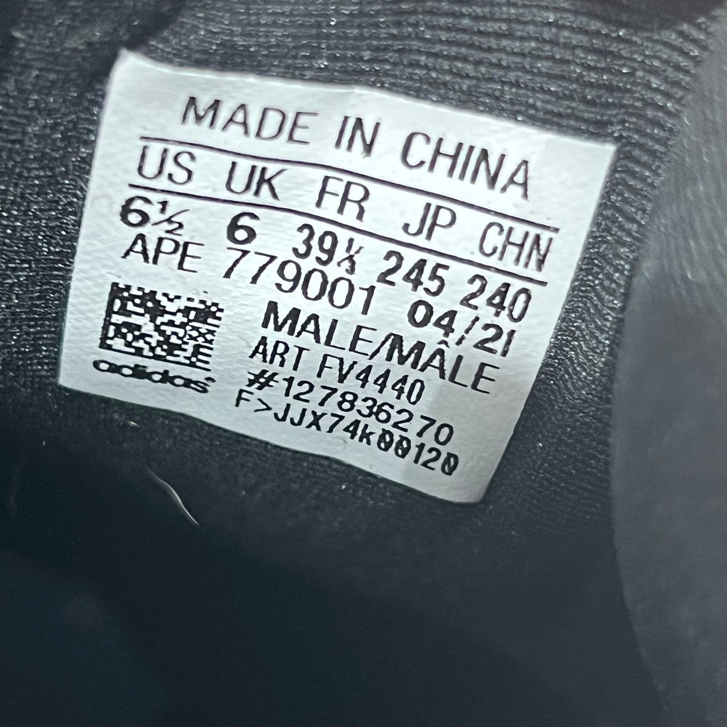 Yeezy 700 Triple Black (2020) Size 6.5 NEW s18664