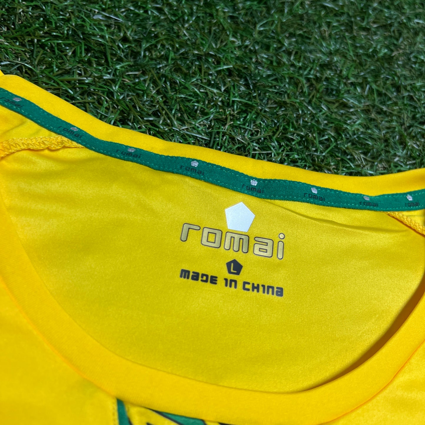 Jamaica Football Federation Yellow Jersey Size Large USED v16294