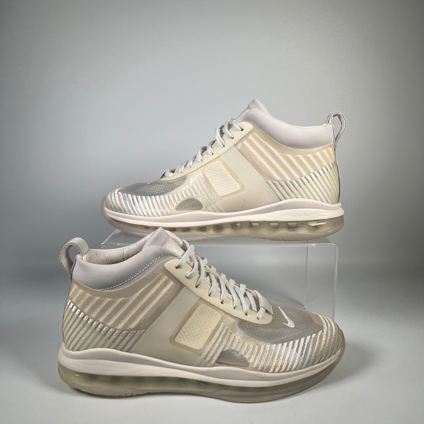 Nike Lebron John Elliot Summit White (2019) Size 8.5 USED s18348