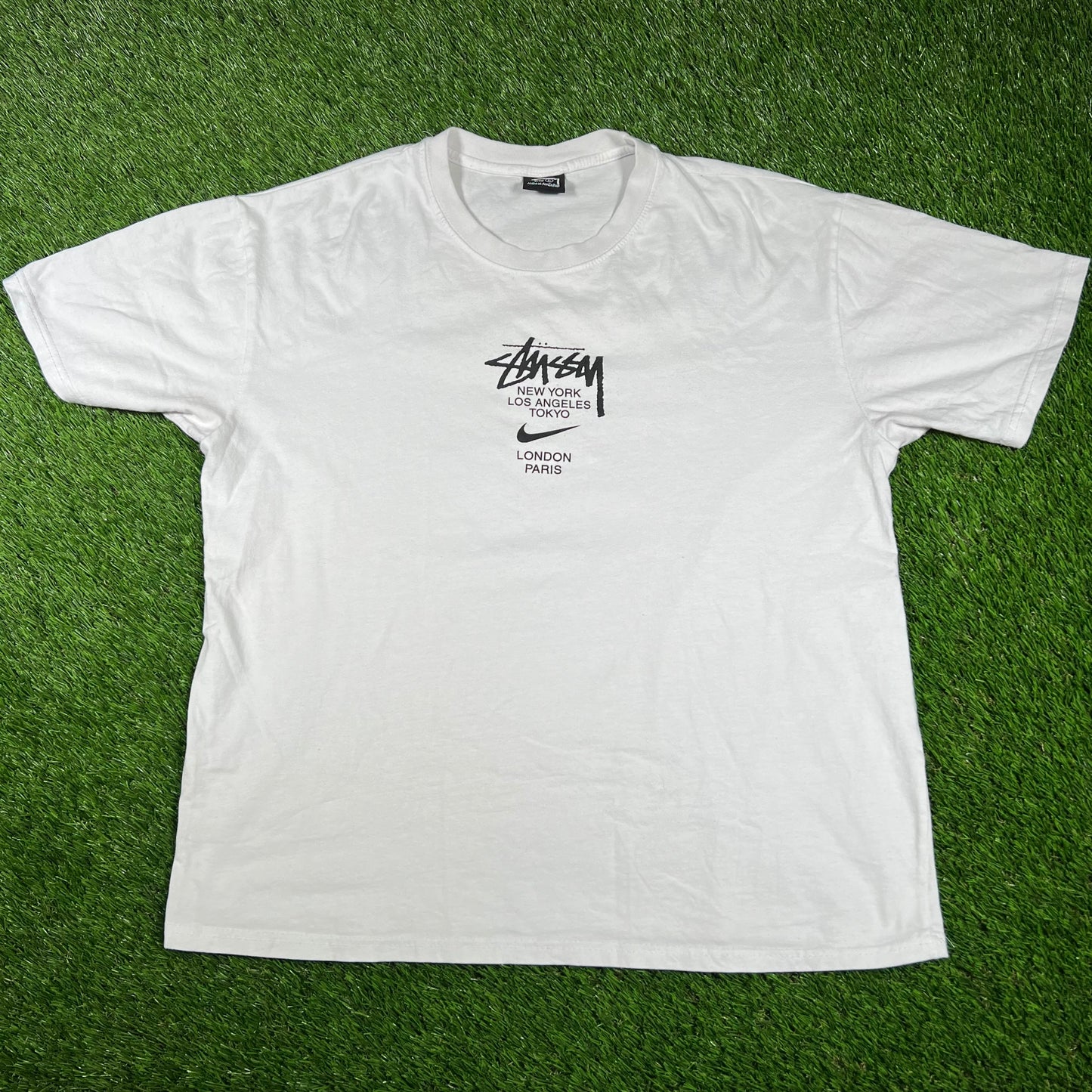 Stussy Nike Citys White Tee Size Large USED x14616