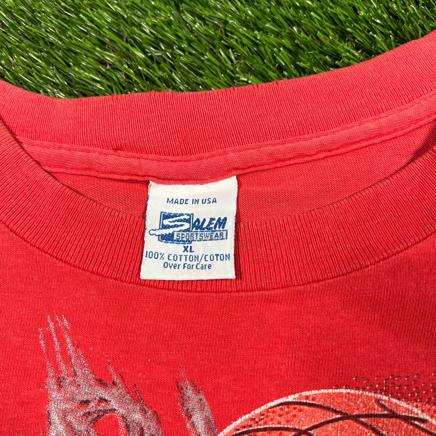 1990s Chicago Bulls Aerial Assault Salem Tag Red Tee Size XL USED v16741