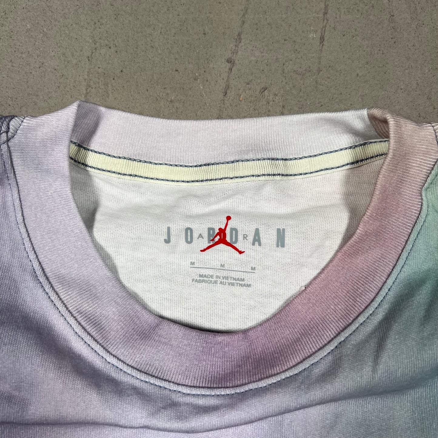 Jordan J. Balvin Tie Dye Tee Size Medium NEW v19339