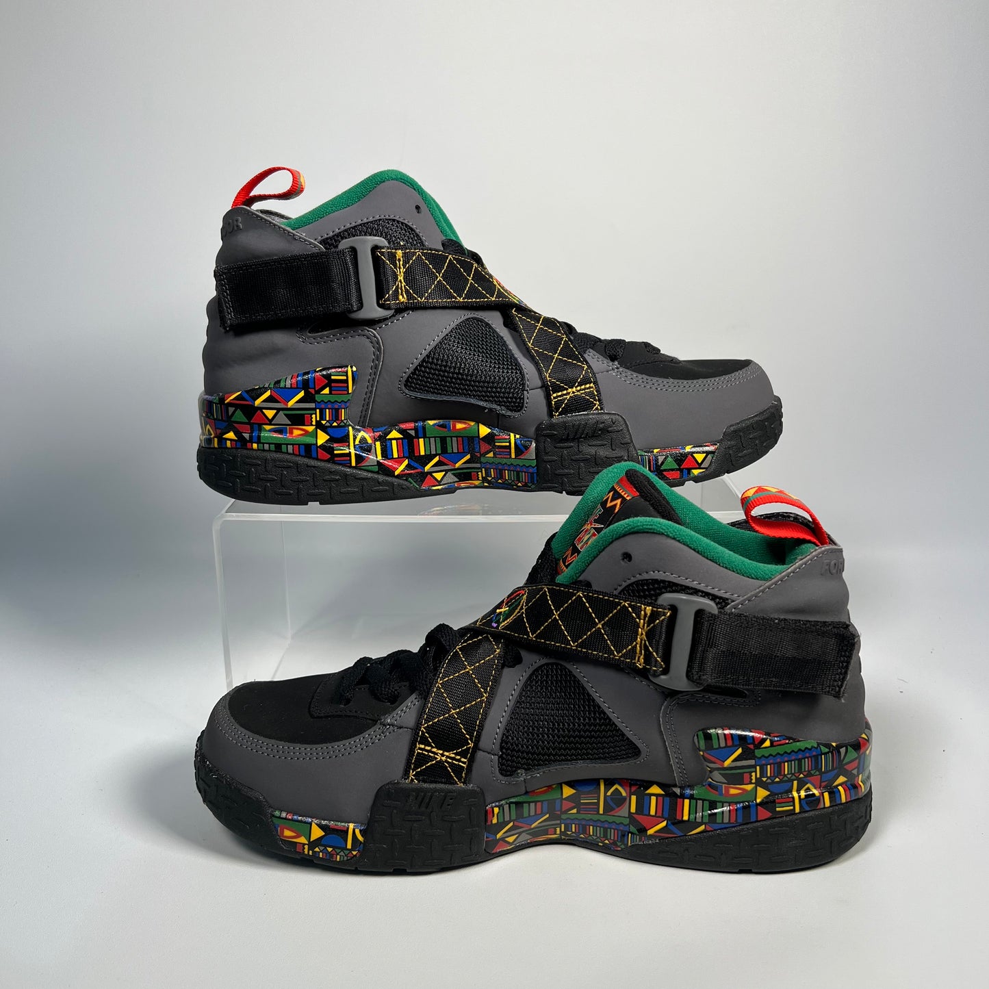 Nike Air Raid Peace (2014) Size 9 USED s17656