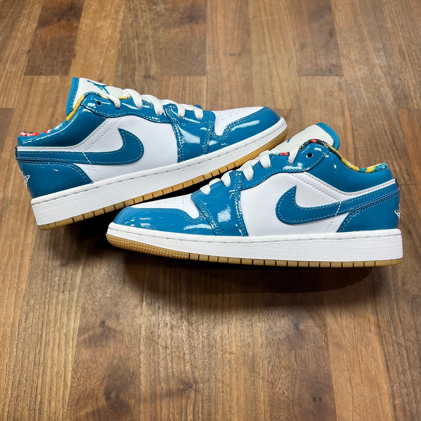 Jordan 1 Low Barcelona Size 4.5 NEW s16461