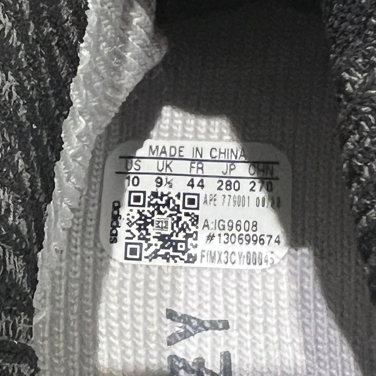 Yeezy 350 Cmpct Slate Panda Size 10 NEW s17260