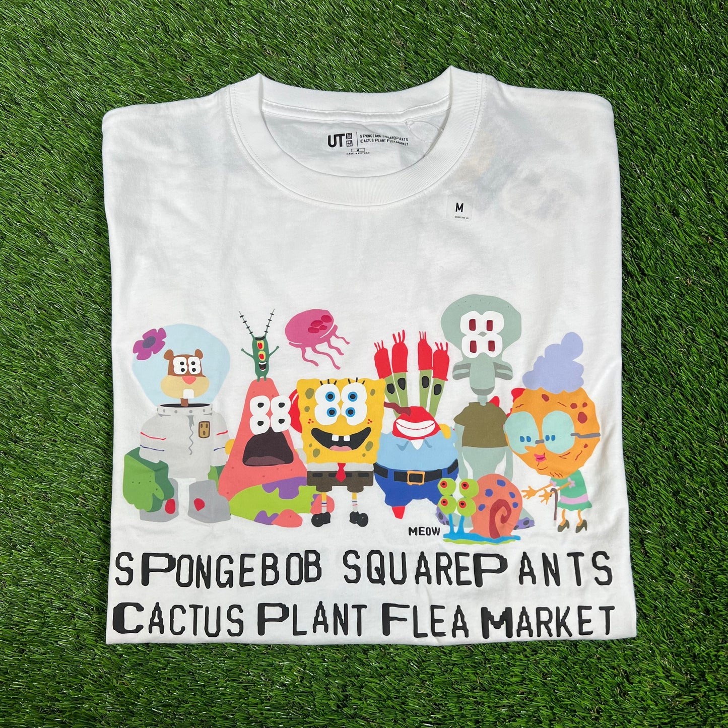 Uniqlo Spongebob Square Pants White Tee Size Medium NEW x14417