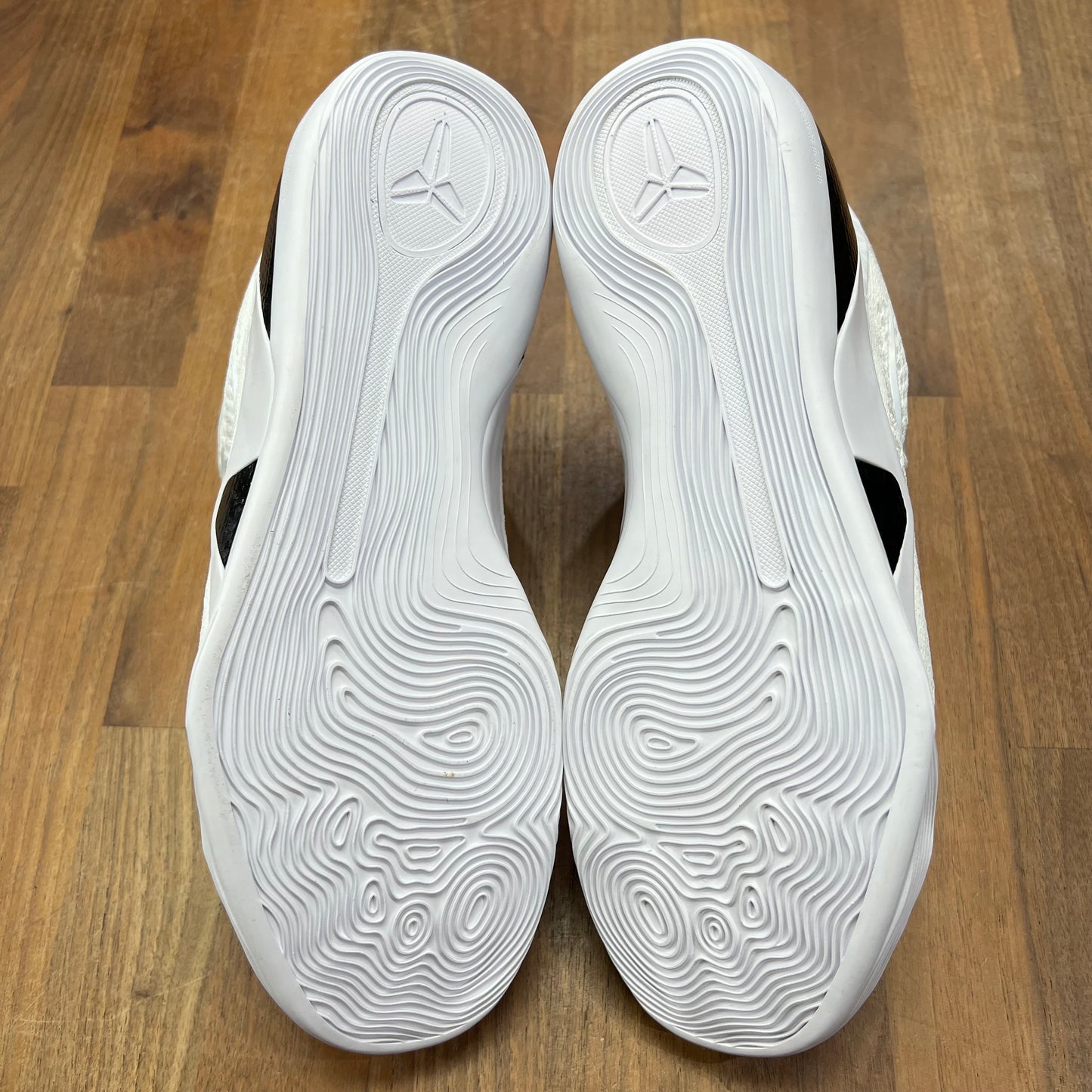Nike Kobe Elite Low Halo (2024) Size 11 NEW s17282