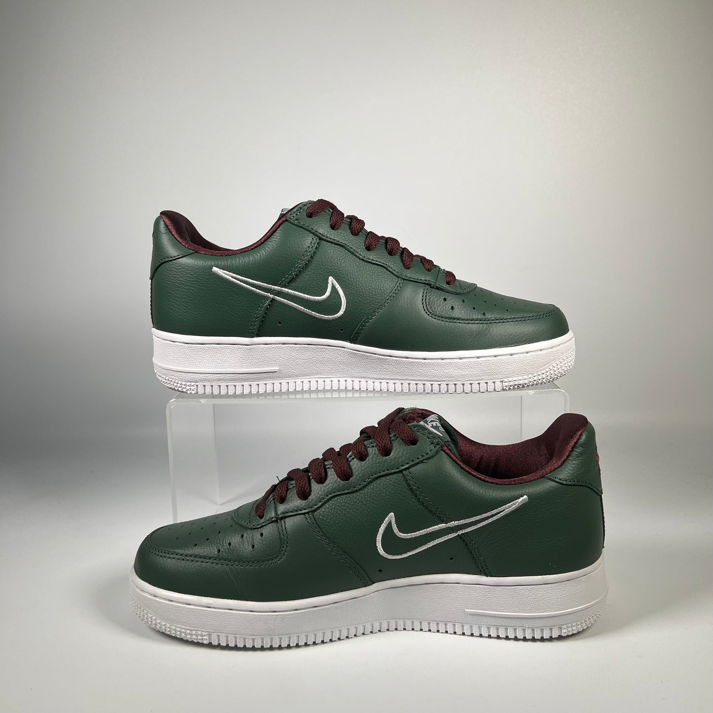 Nike Air Force One Low Hong Kong (2018) Size 8 USED s18259