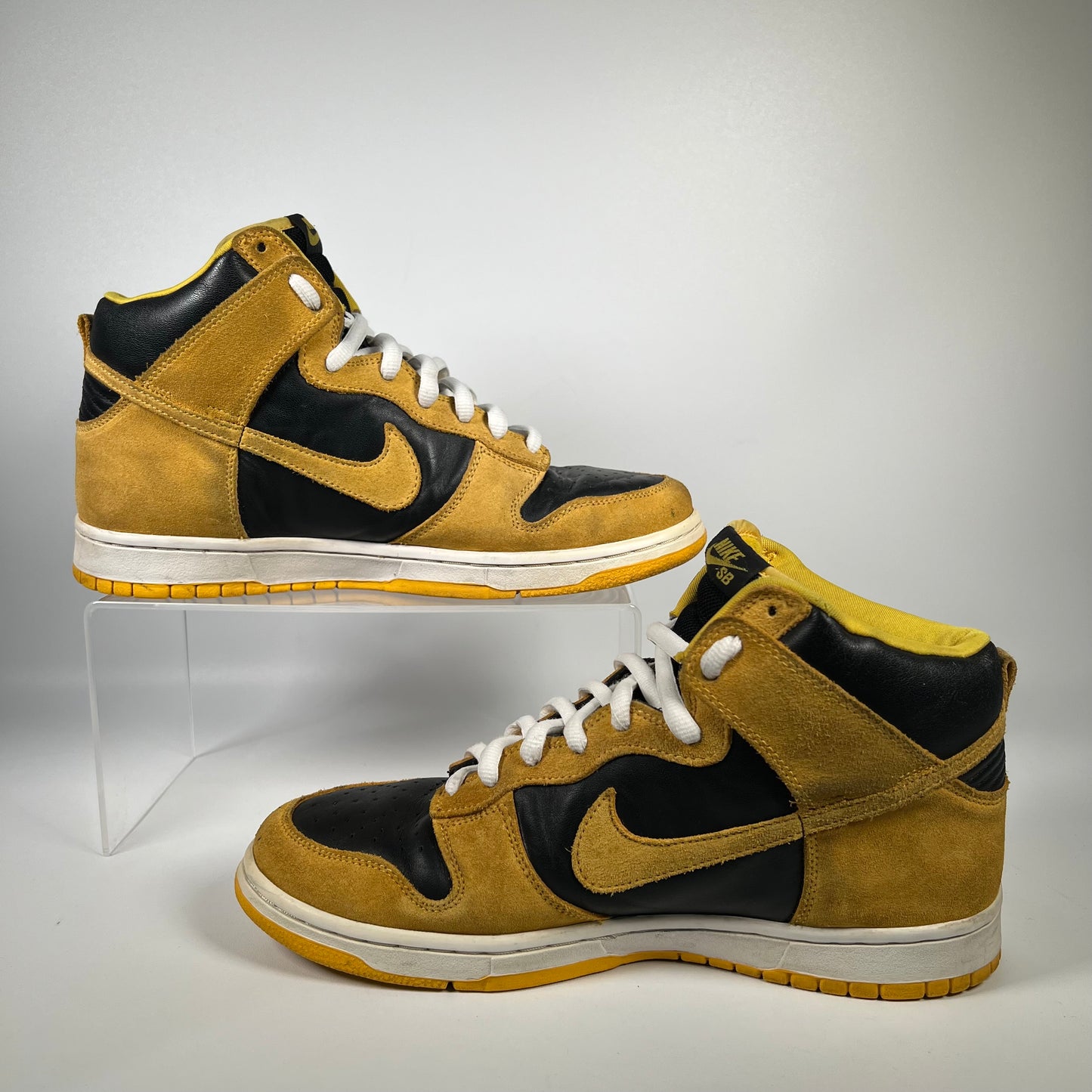 Nike Dunk High Iowa (2005) Size 11 USED s18600