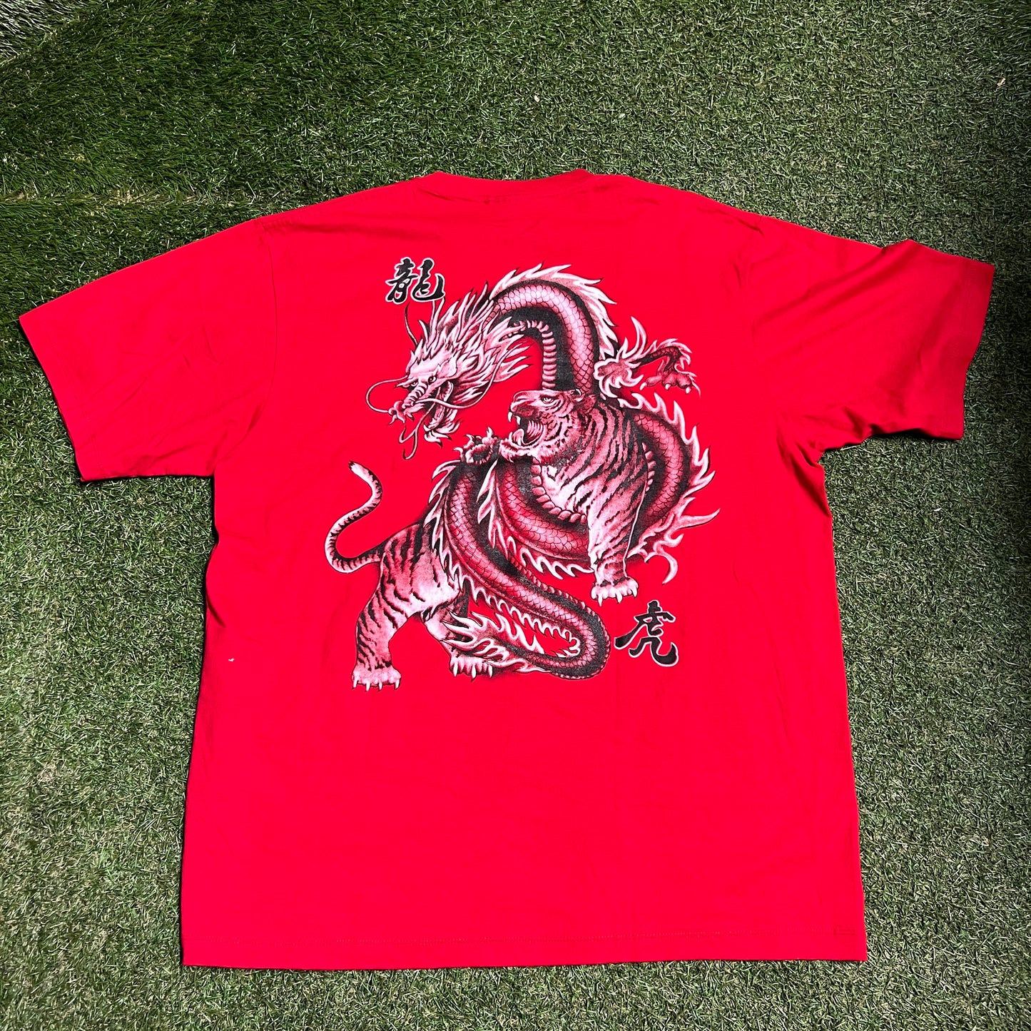 Zensation Red Dragon Art Tee Size XL USED v15976