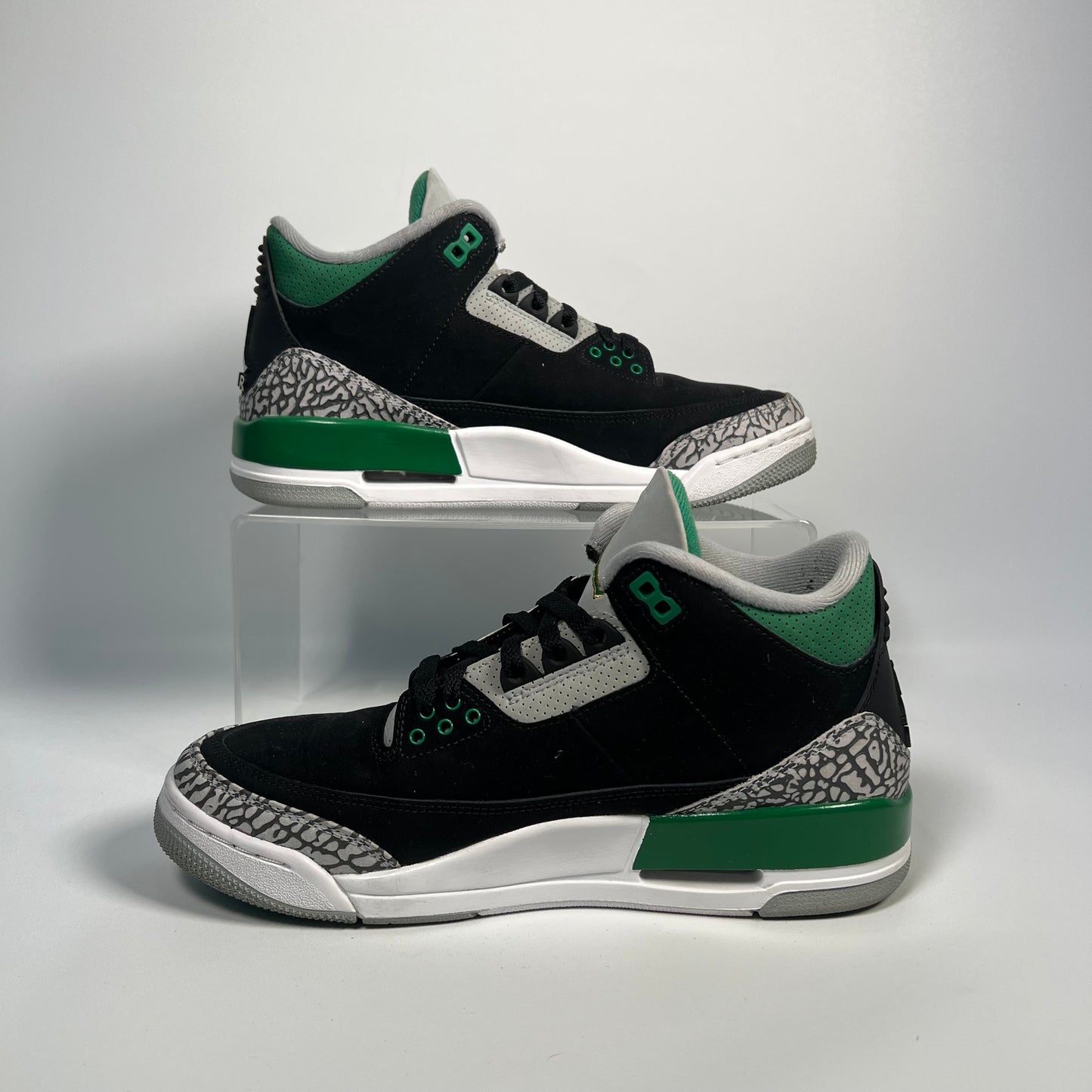 Jordan 3 Pine Green (2021) Size 8 USED s17610