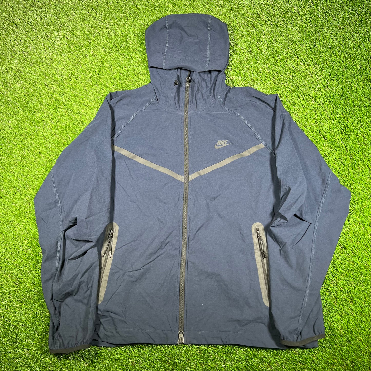 Nike Navy Nylon Windbreaker Hoodie Size Large USED v16990