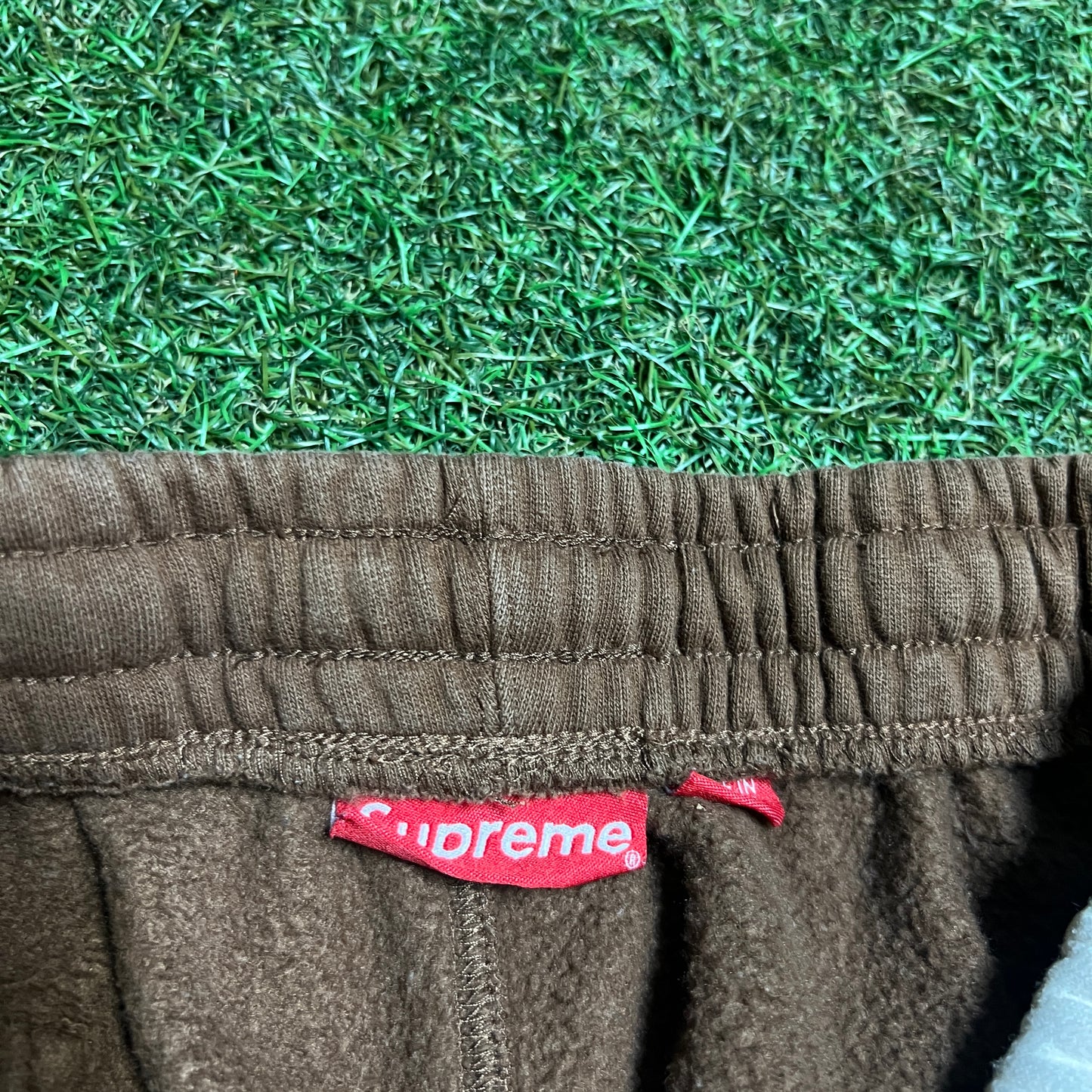 Supreme Falcon Natrual/Blue Sweatpants Size Small USED x13712