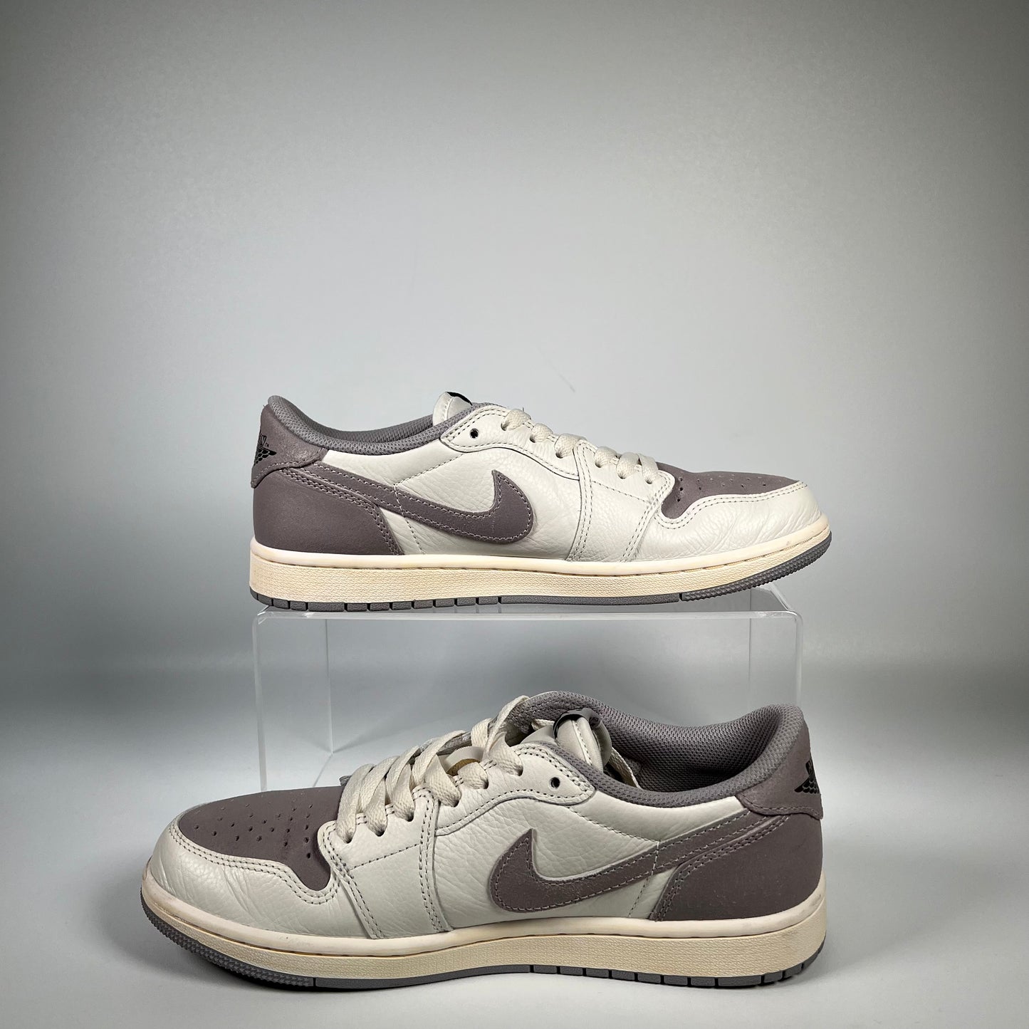 Jordan 1 Atmosphere Grey Low (2023) Size 8.5 USED S17989