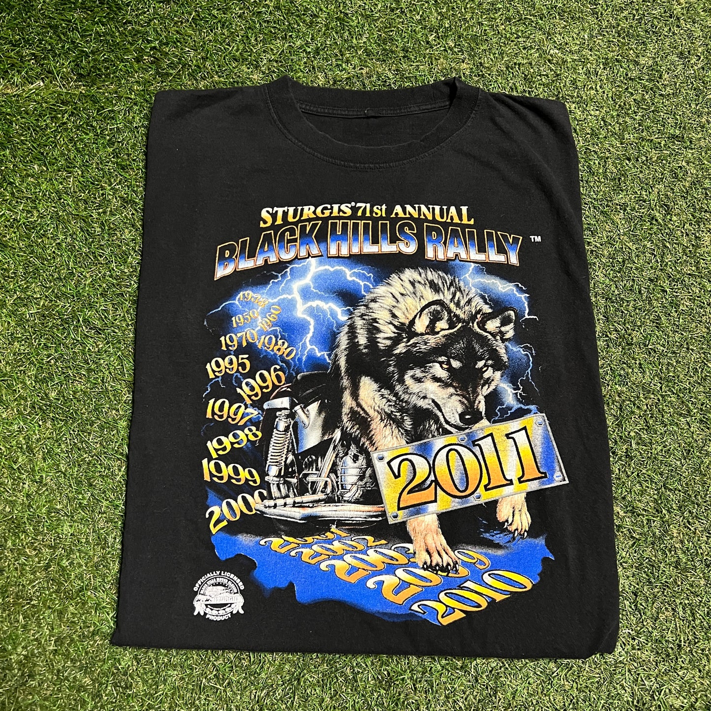 2011 Stirgis Black Hills Rally Wolf Black Tee Size XL USED v16432