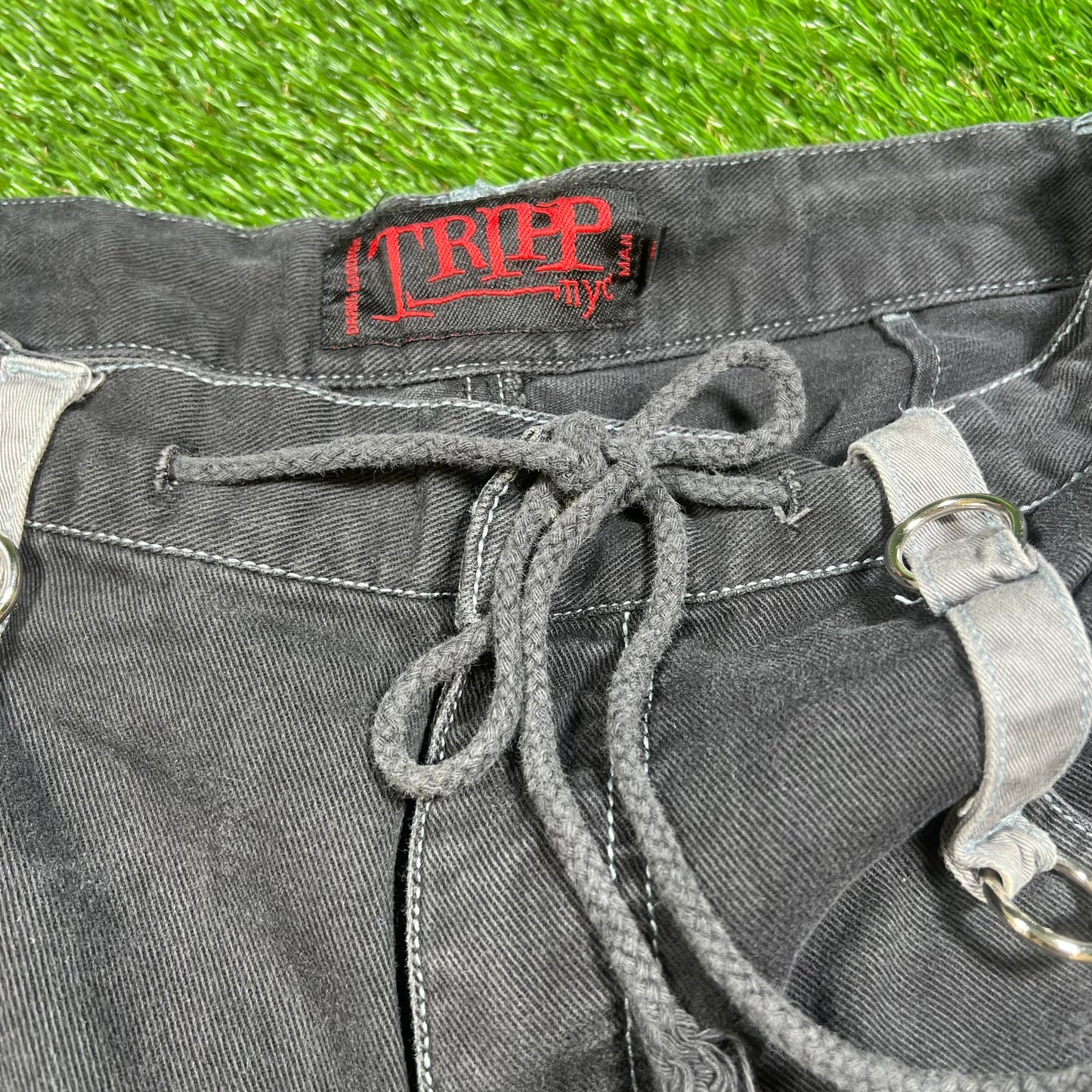 Tripp NYC Black Belted Cargo Utility Pants Size Medium USED x14306