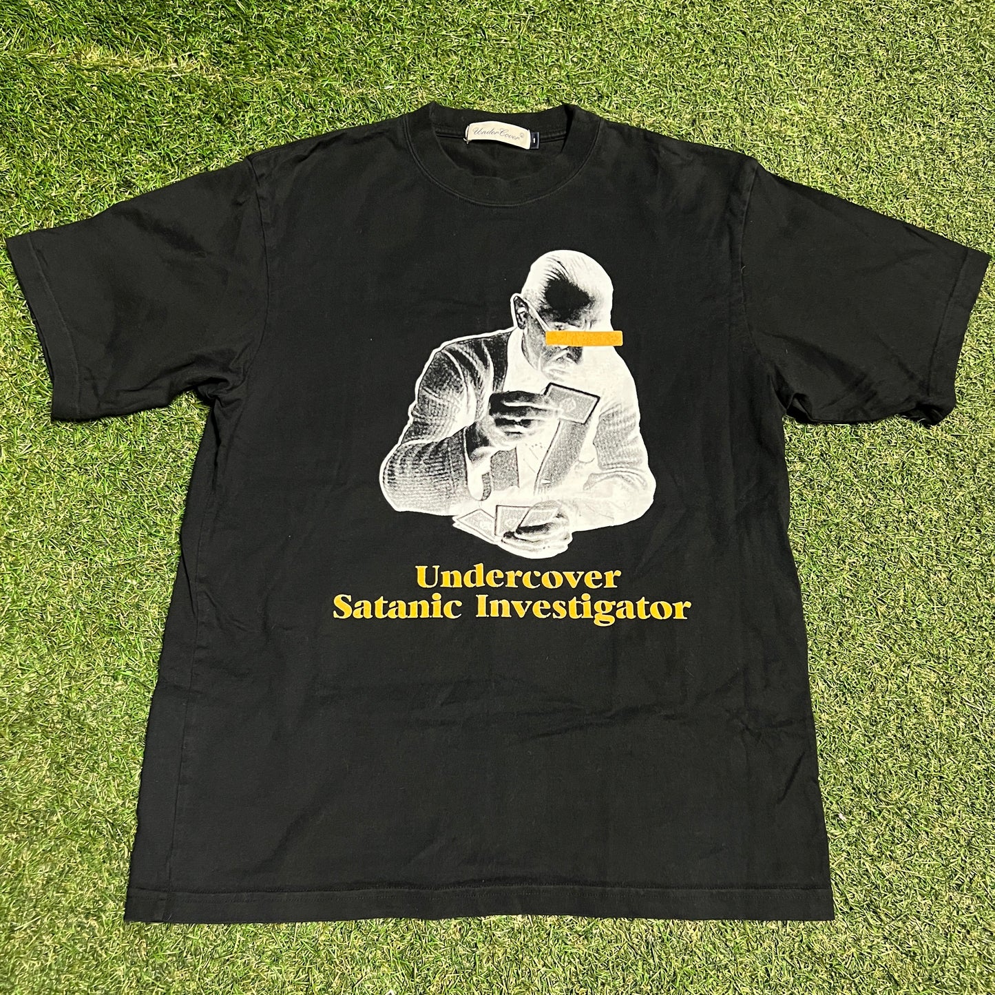 Undercover Black Satanic Investigator Tee Size Medium USED x13790