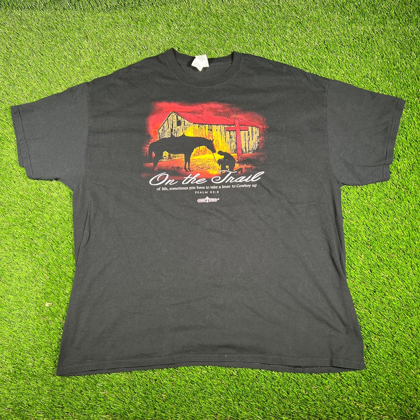 "On the Trail" Black Catholic Psalms Tee Size XXL USED v16847