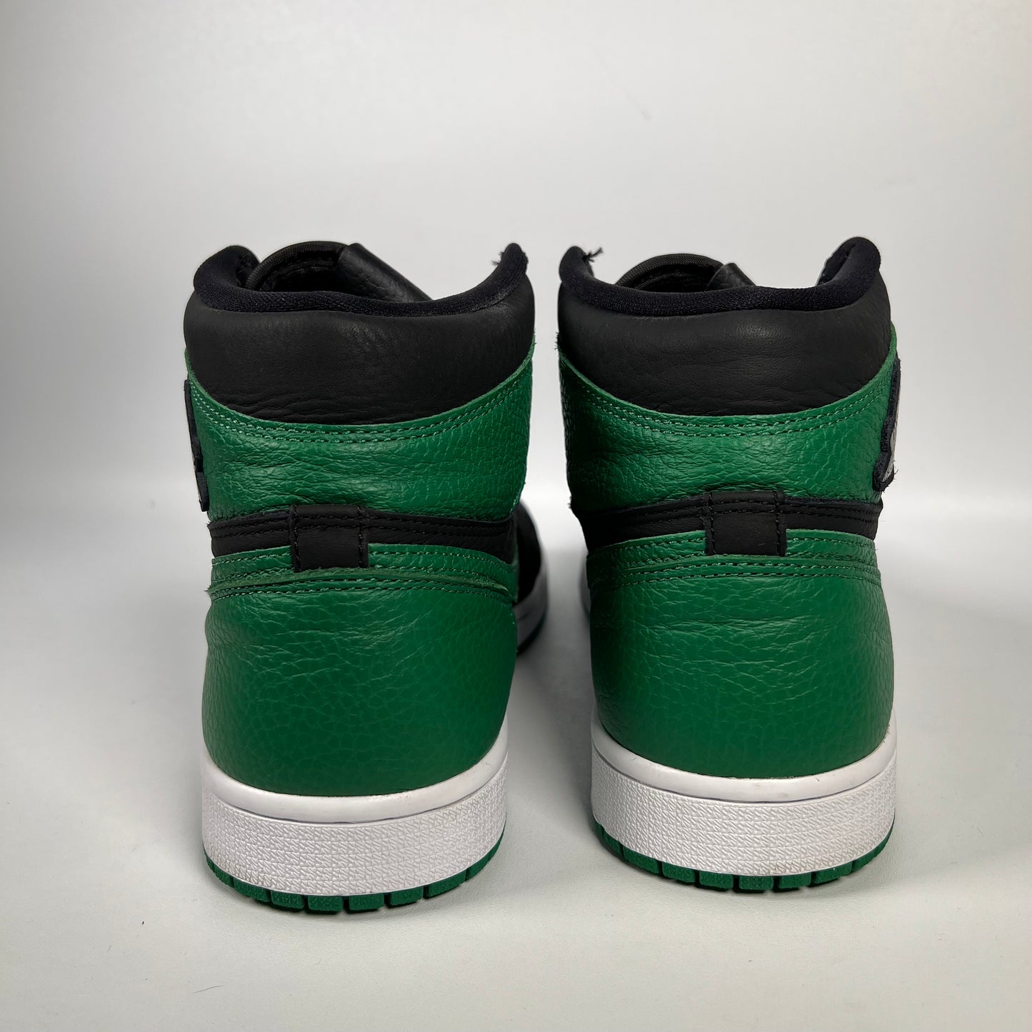 Jordan 1 High Pine Green Black (2020) Size 9.5 USED s17981