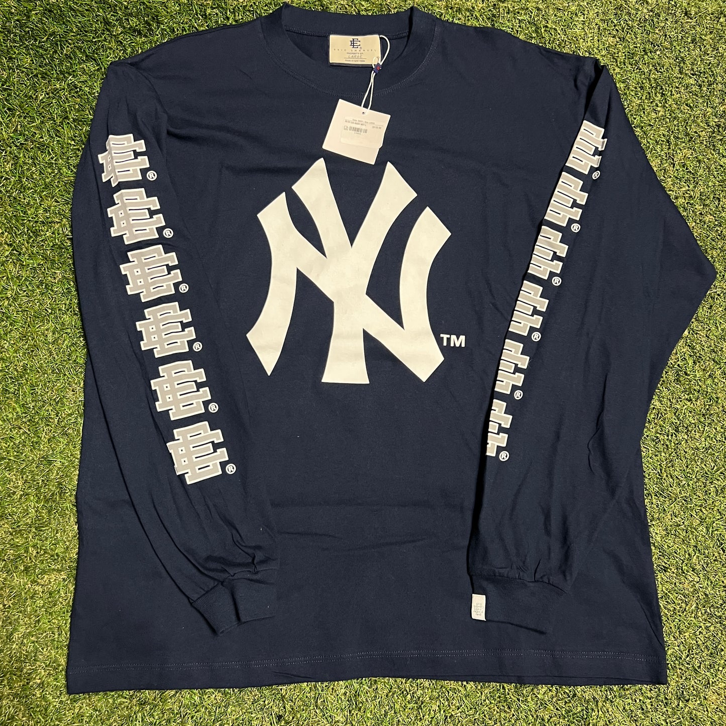 Eric Emanuel Yankees Sleeve Repeat Logo Navy Blue Longsleeve Size Large NEW x13746