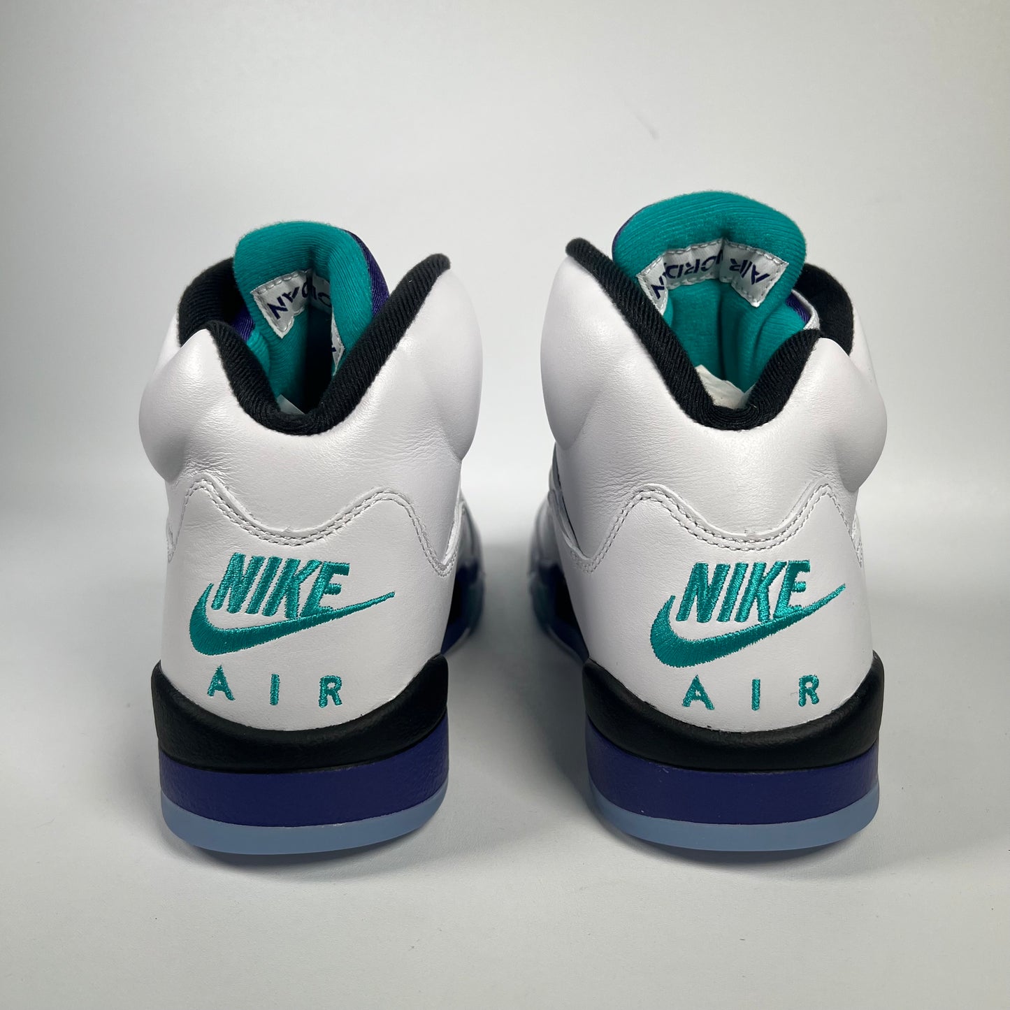 Jordan 5 Grape (2025) Size 8 NEW s17933