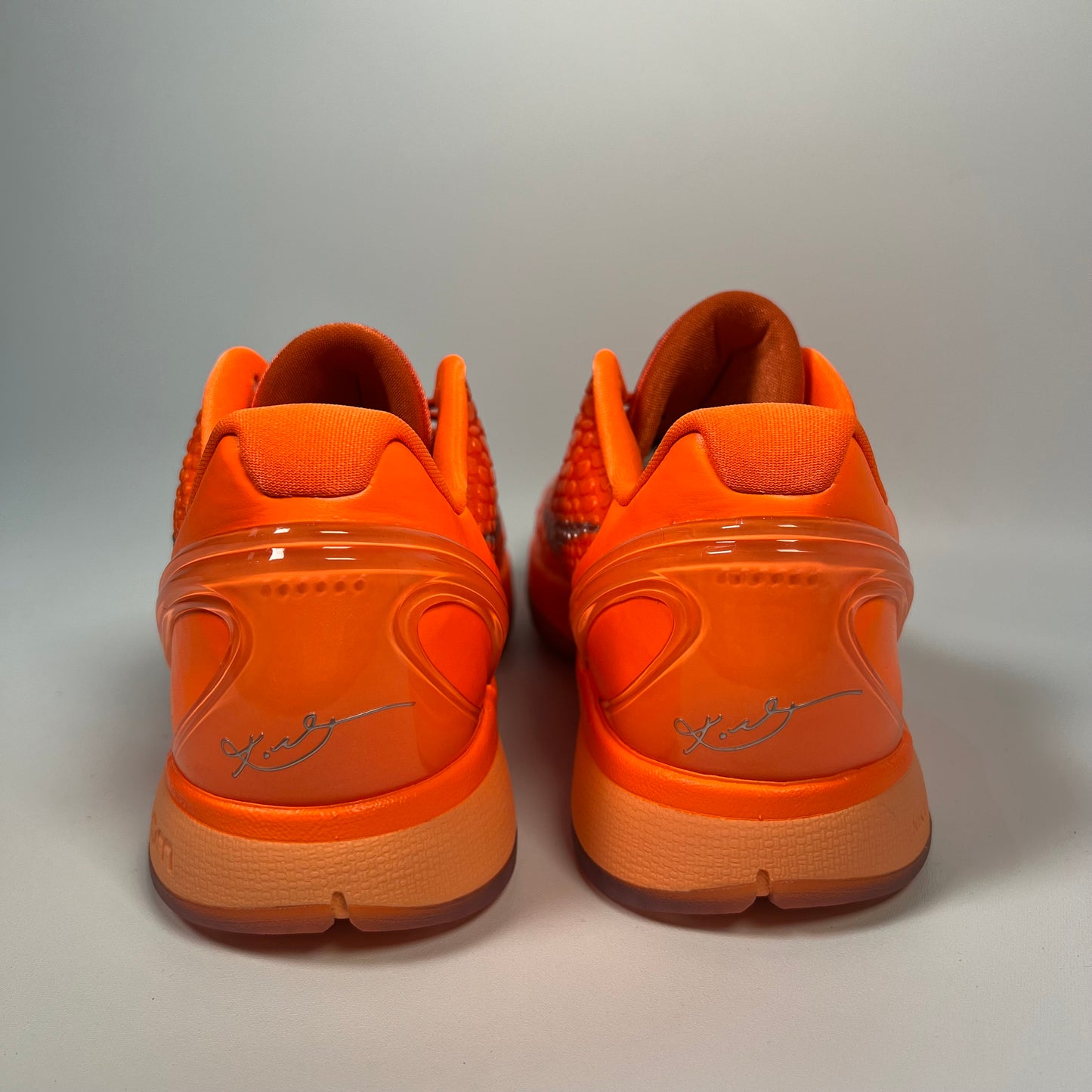 Nike Kobe 6 Total Orange (2025) Size 10 NEW s17615