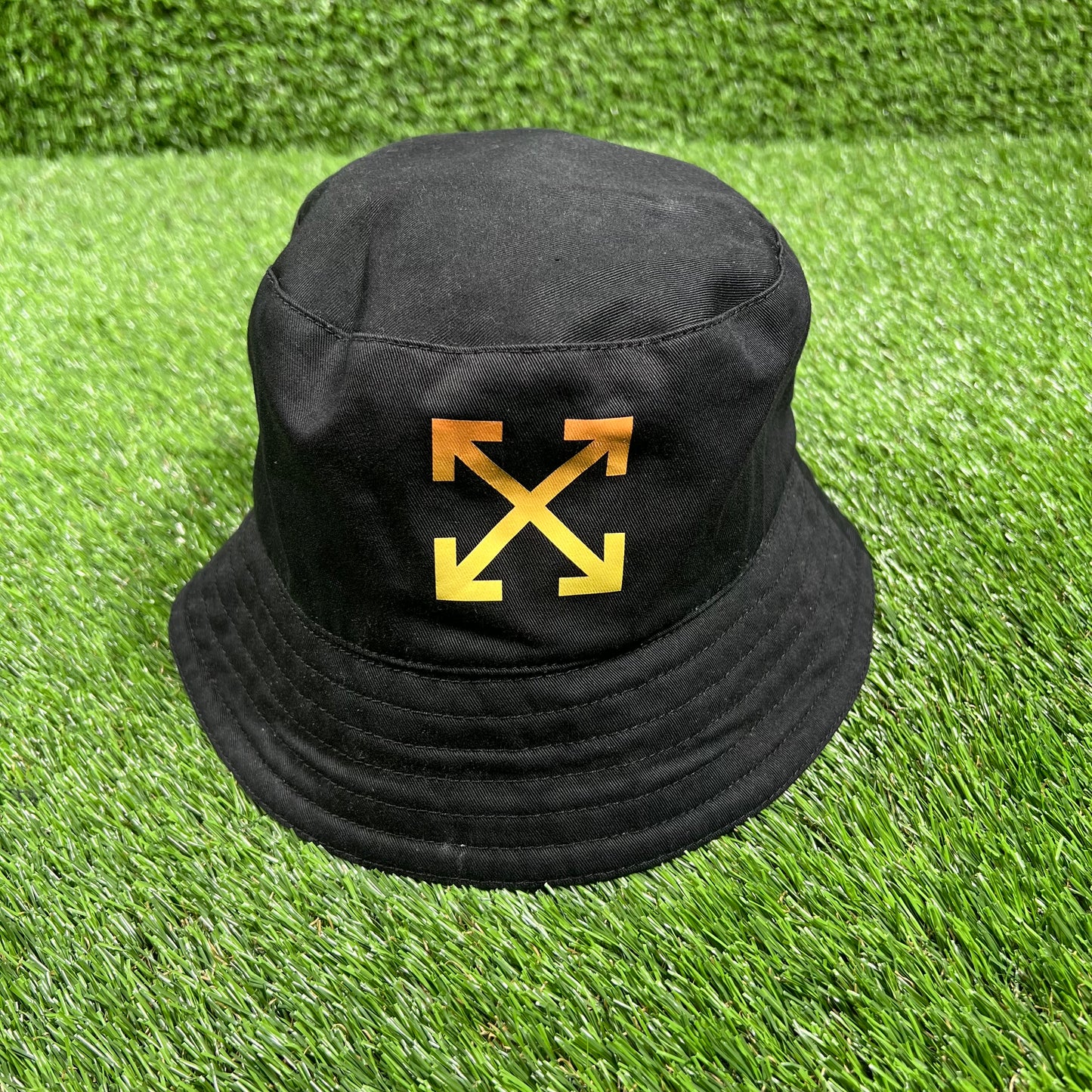 Off White Gradient X Logo Black Bucket Hat USED x14747