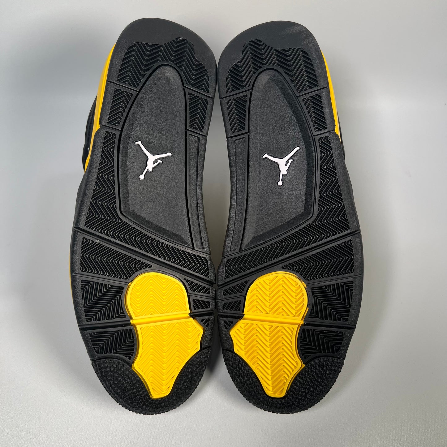 Jordan 4 Thunder (2023) Size 12 NEW S17578