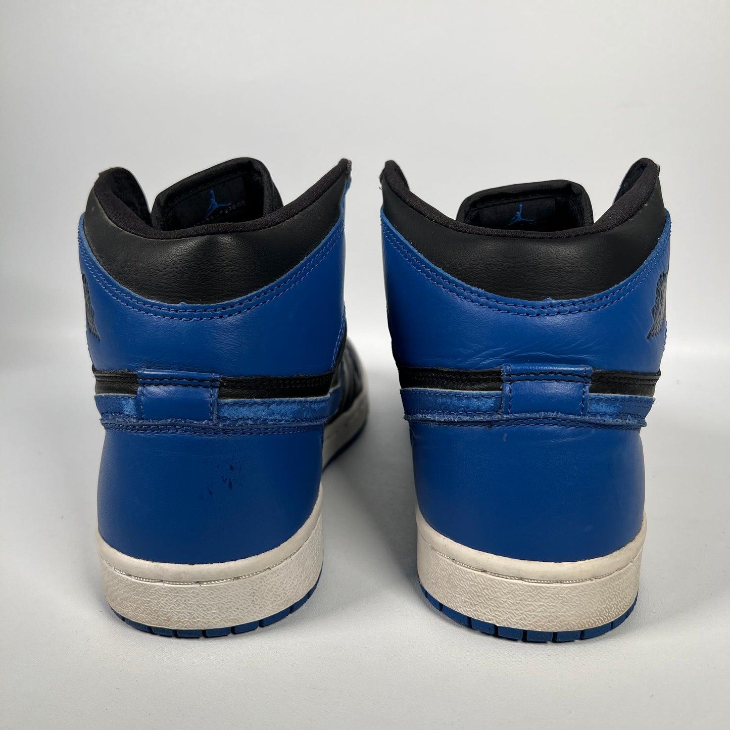 Jordan 1 Royal 2001 Size 8.5 USED s5053