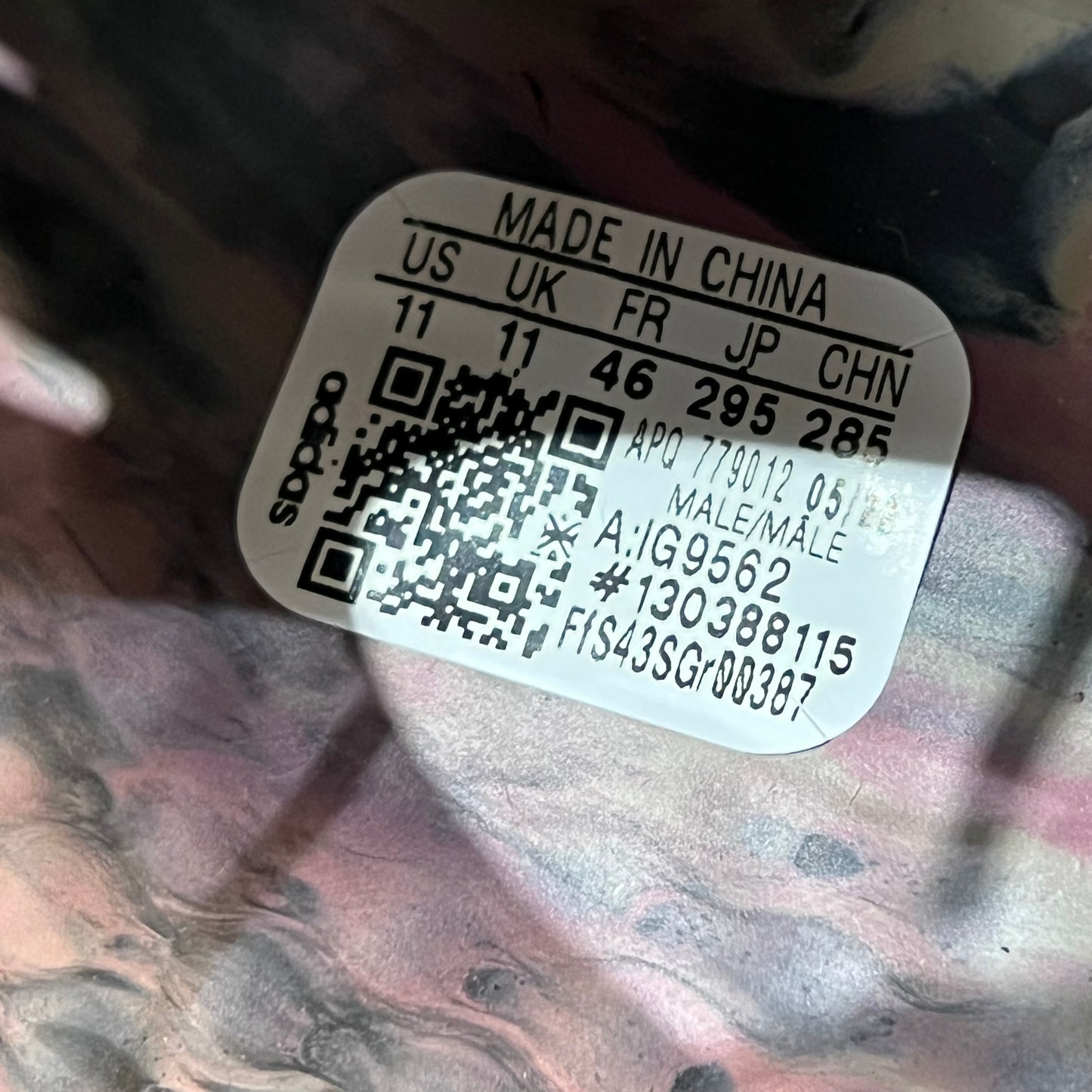 Yeezy Foam Runner MX Carbon (2022) Size 11 NEW s18024