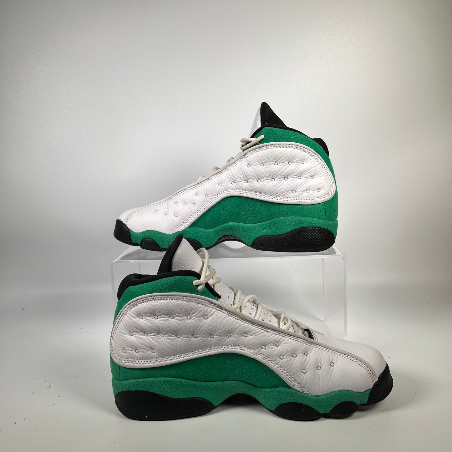Jordan 13 White Lucky Green (2020) Size 6.5y USED s18587