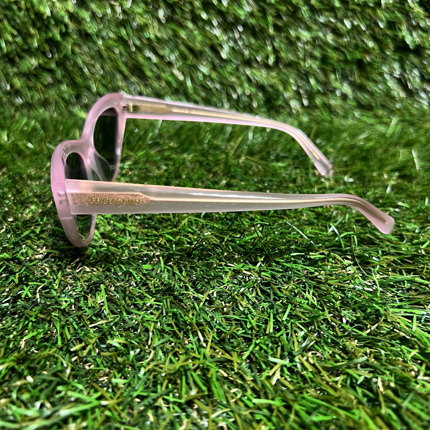 Ferragamo Cat Eye Pink Sunglasses USED x13442