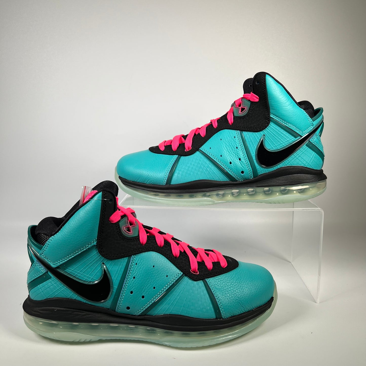 Nike Lebron 8 South Beach (2021) Size 8 NEW s18443