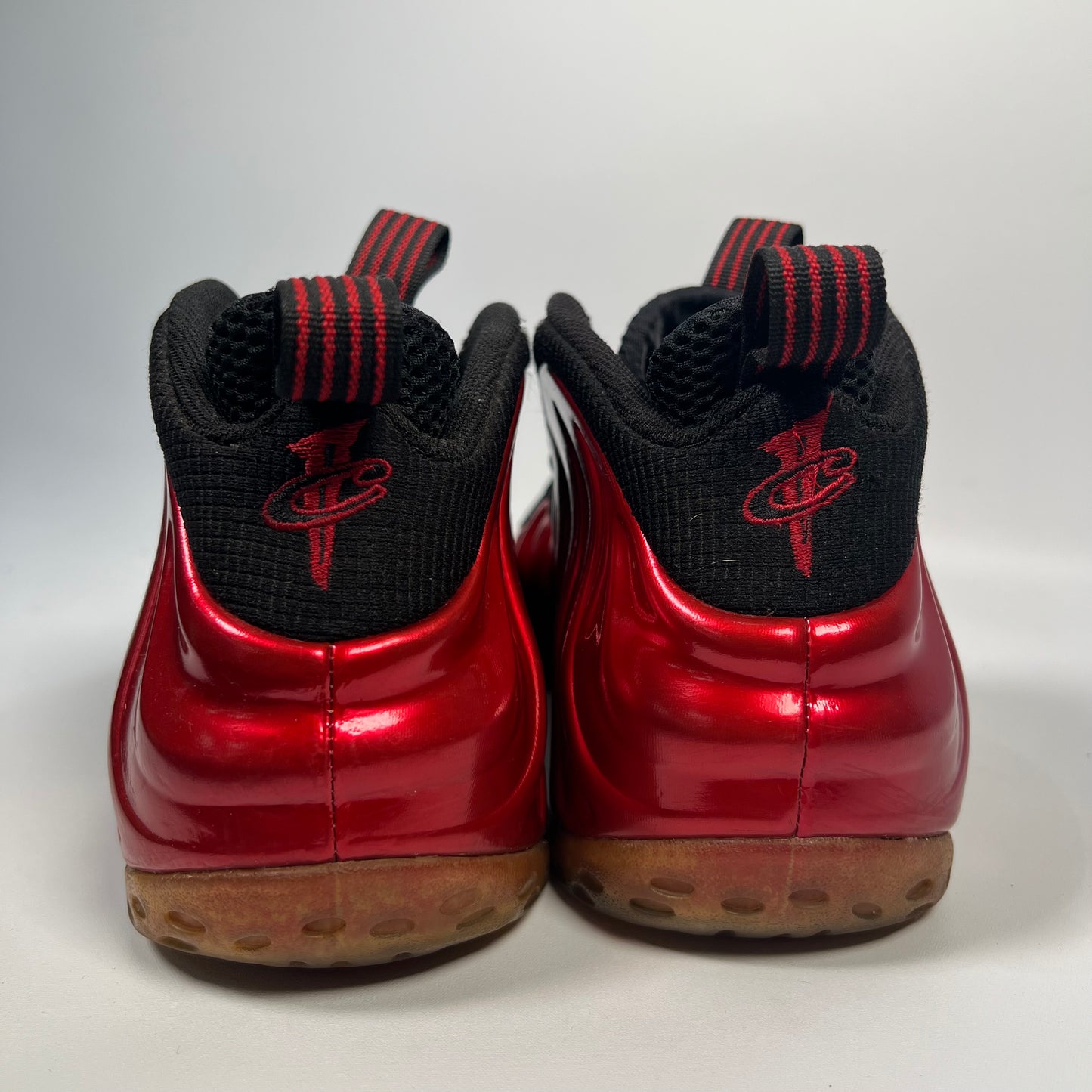 Nike Foamposite Metallic Red (2017) Size 10 USED s17703