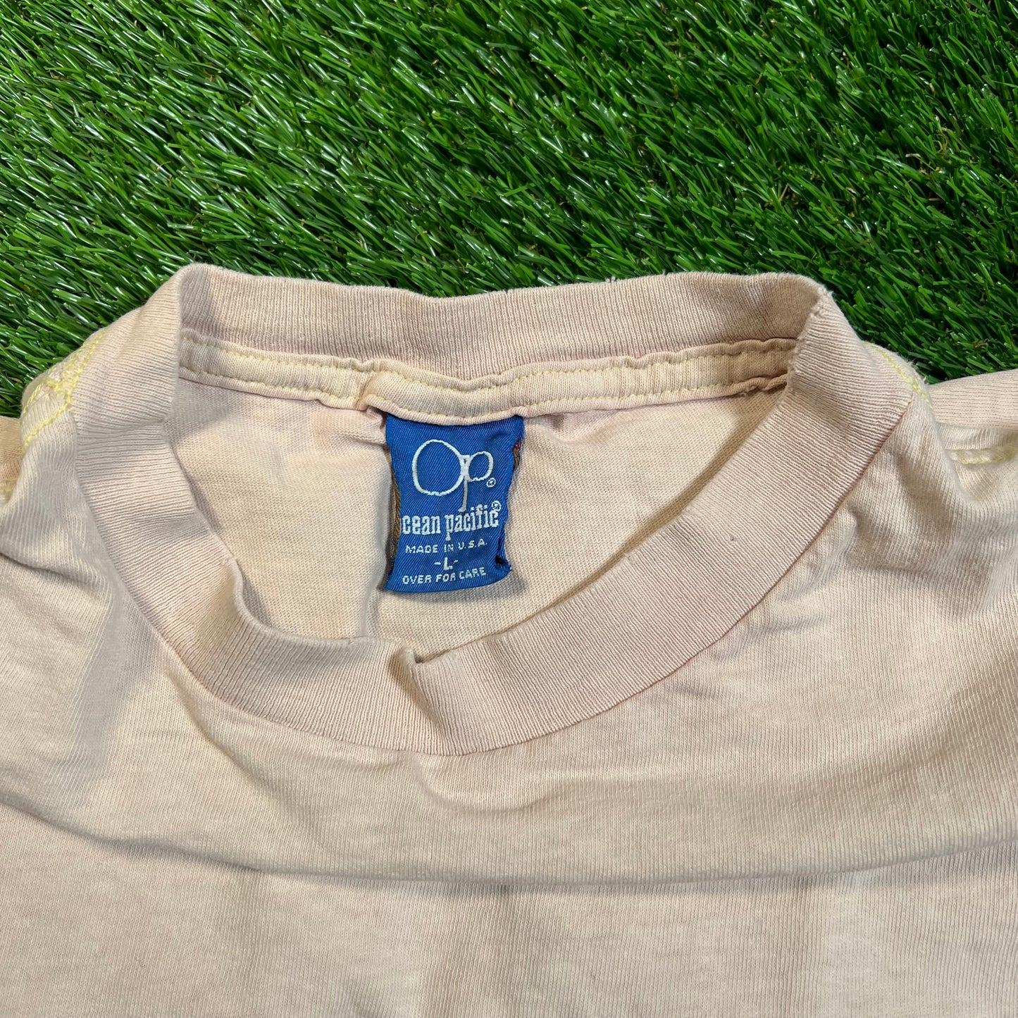 1986 Ocean Pacific Photo Wrap Pinkish Tee Size Large USED v18815