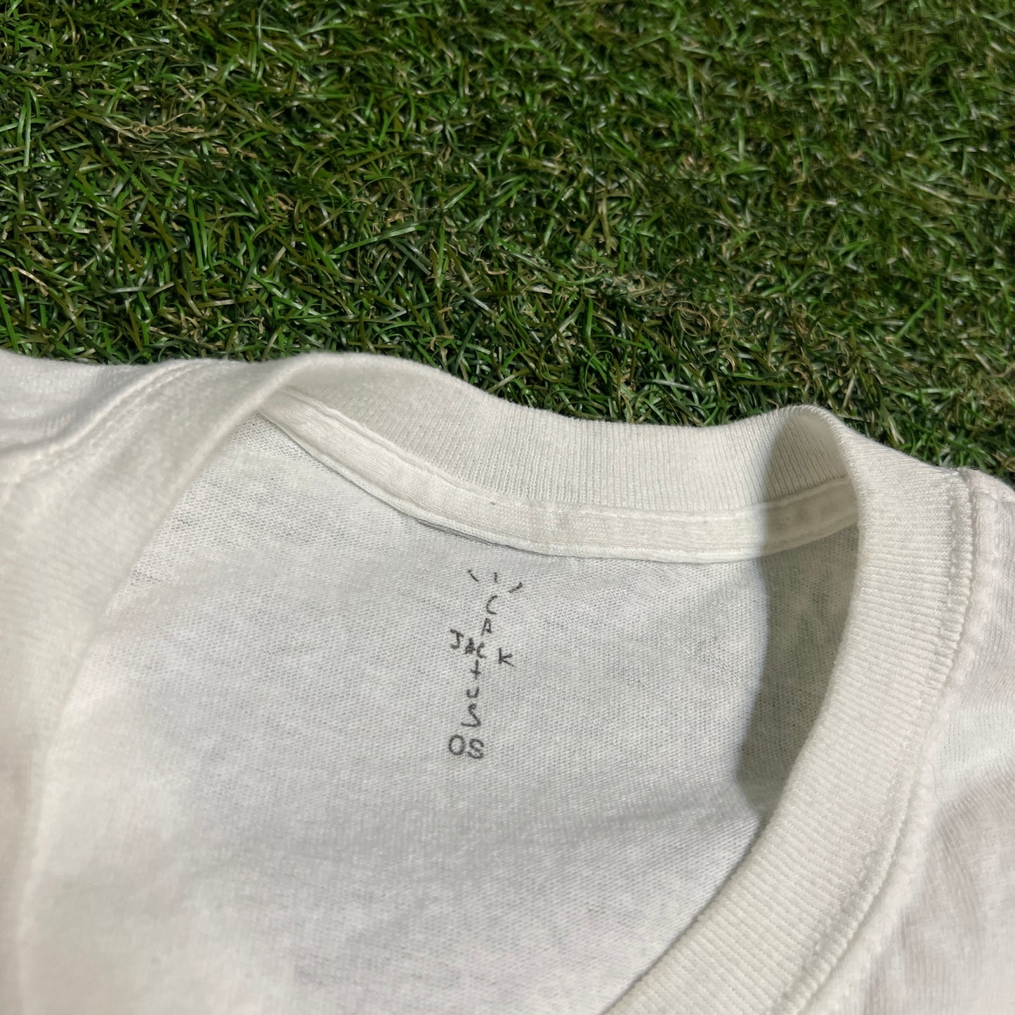 Travis Scott YUP White Tee Size XL USED x13463